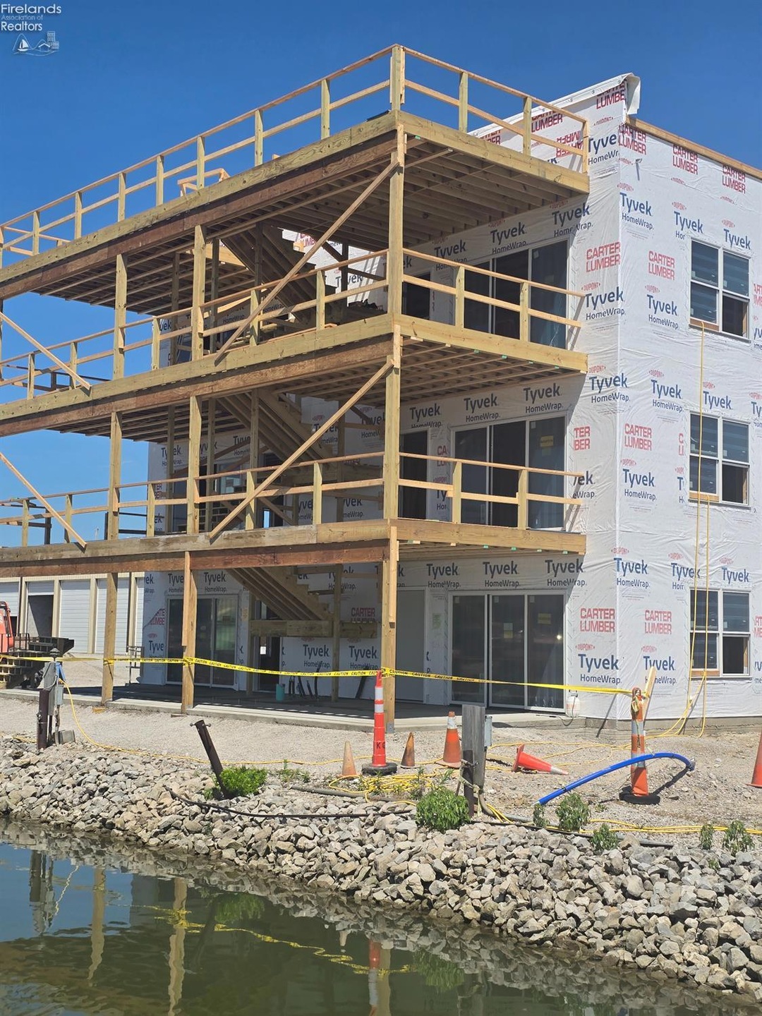 1963 NE Catawba Rd unit 531, Port Clinton, OH 43452 - photo 1