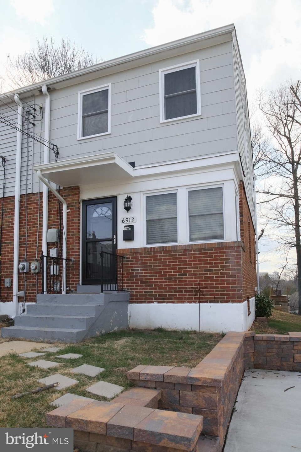 6912 Westhampton Dr, Alexandria, VA 22307 - photo 1