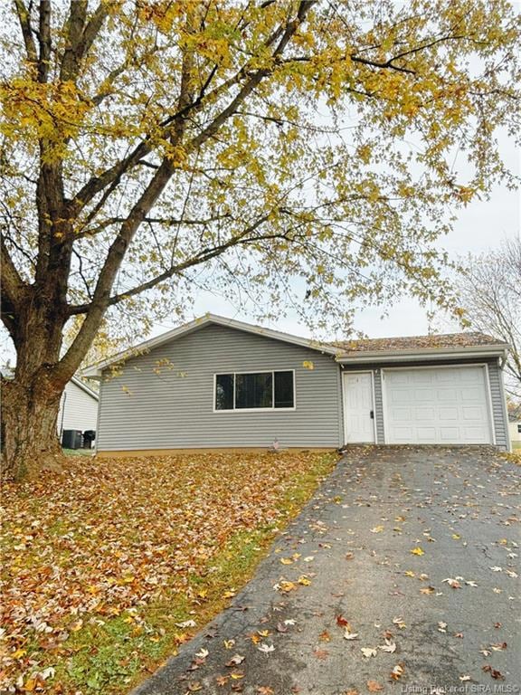 526 Pilgrim Way, Salem, IN 47167 - photo 1