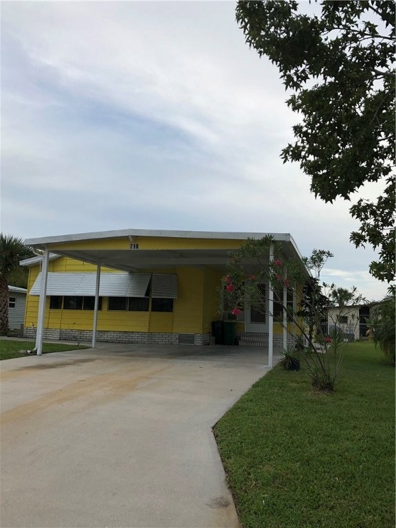 718 Oleander Cir, Sebastian, FL 32976 - photo 1