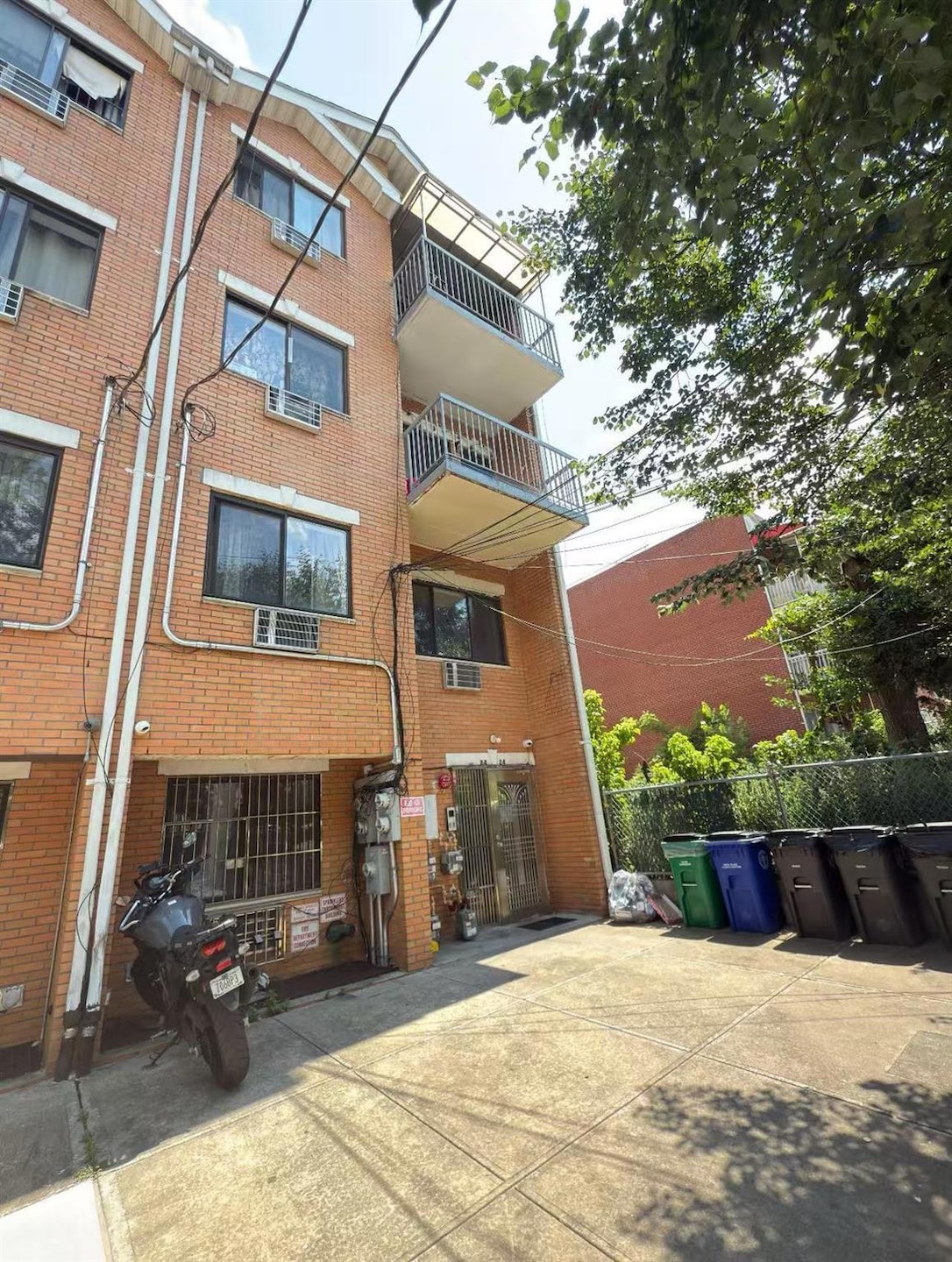 84-24 57th Rd, Elmhurst, NY 11373 - photo 1