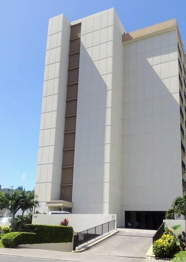 1112 Kinau St unit 807, Honolulu, HI 96814 - photo 1
