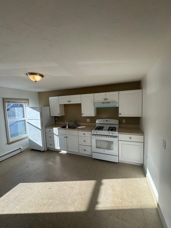 83 Berkley St unit 2, Taunton, MA 02780 - photo 1