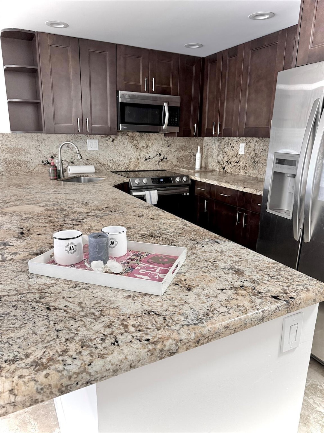 Bayshore Embassy Condominiums unit 310, Fort Lauderdale, FL 33304 - photo 1