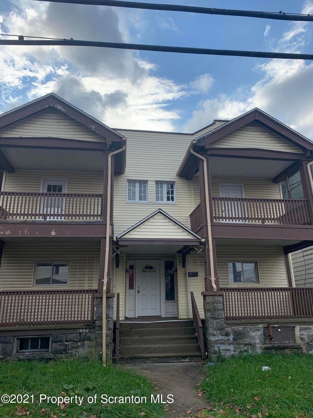 632 Moosic St, Scranton, PA 18505 - photo 1