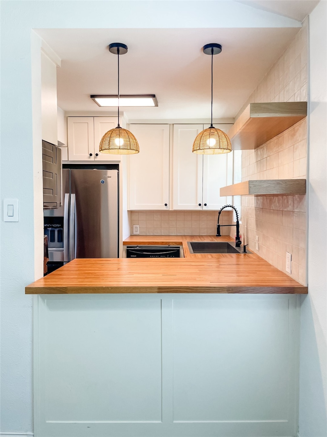 For Sale $305,000 • Co-Listing Agent