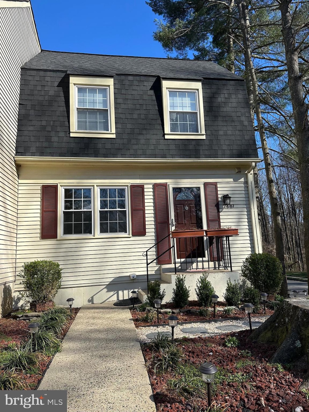 Sold $594,900 • Co-Listing Agent