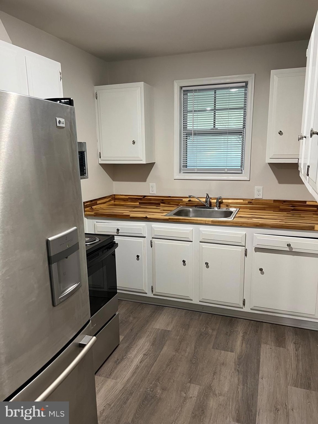 132 Briarwood Cir unit 2, Berkeley Springs, WV 25411 - photo 1