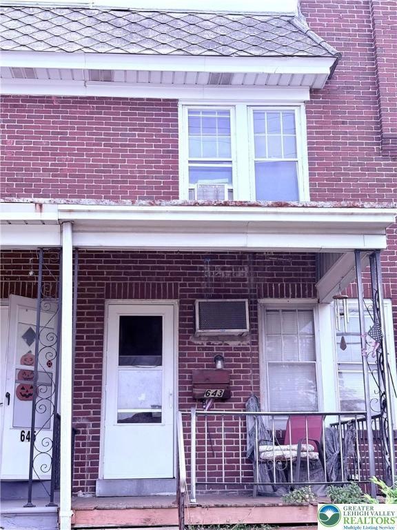 643 N Irving St, Allentown, PA 18109 - photo 1