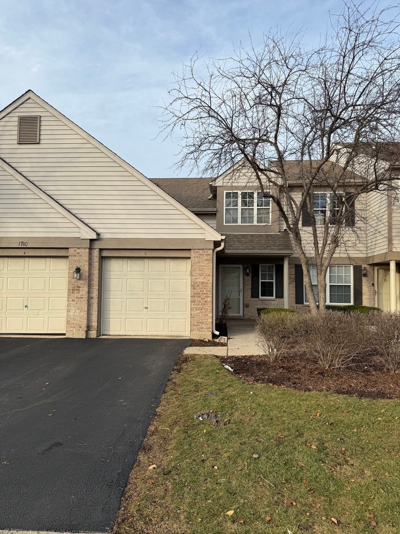 1710 Autumn Ave unit C, Schaumburg, IL 60193 - photo 1