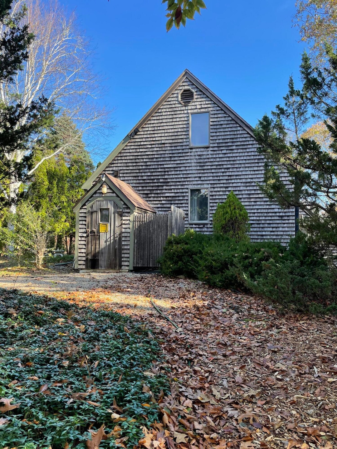 10 Briarwood Ln, Vineyard Haven, MA 02568 - photo 1