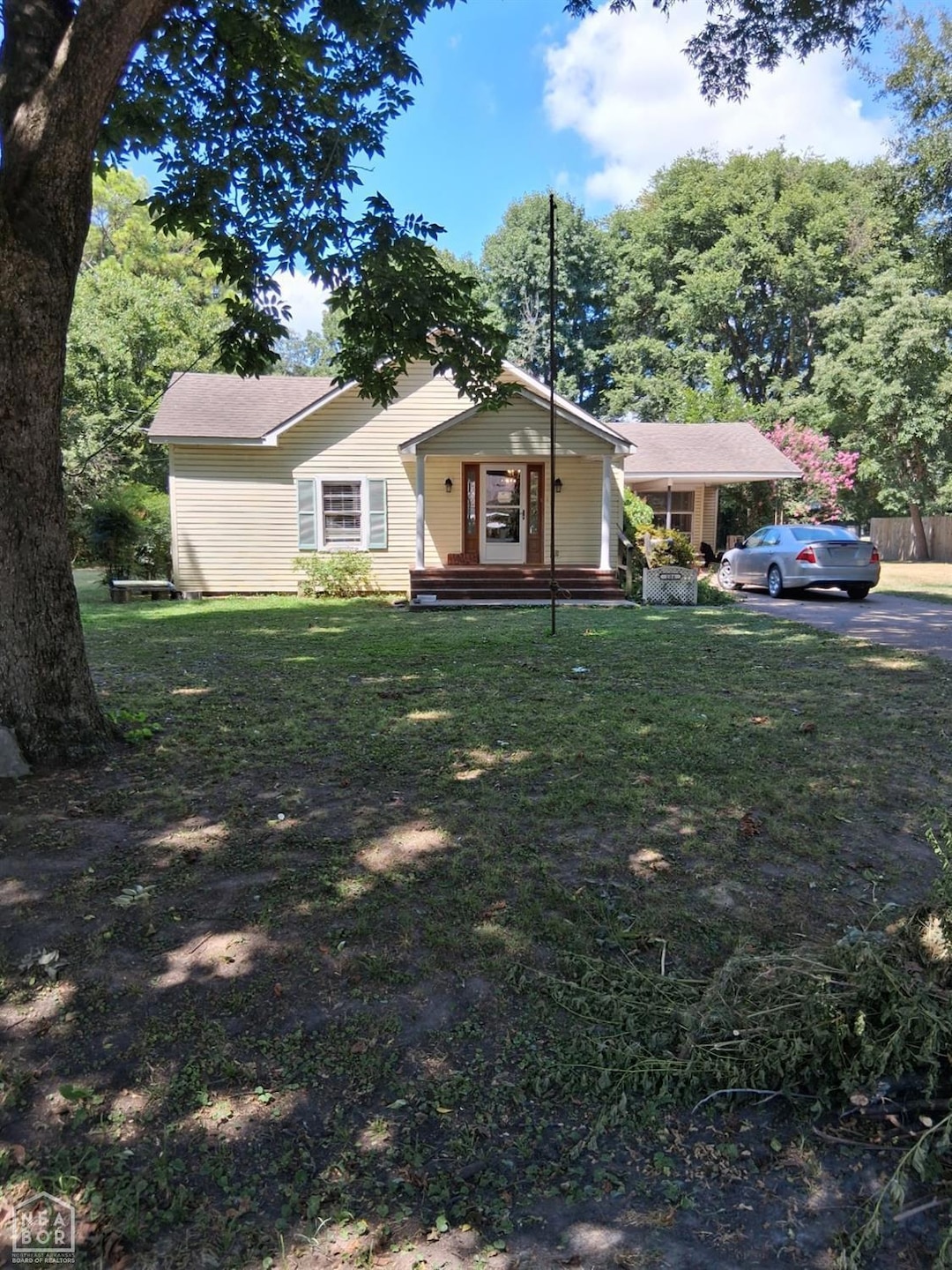 104 W 7th St, Leachville, AR 72438 - photo 1