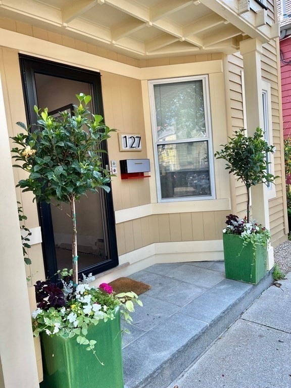 127 Reed St unit 1, Cambridge, MA 02140 - photo 1