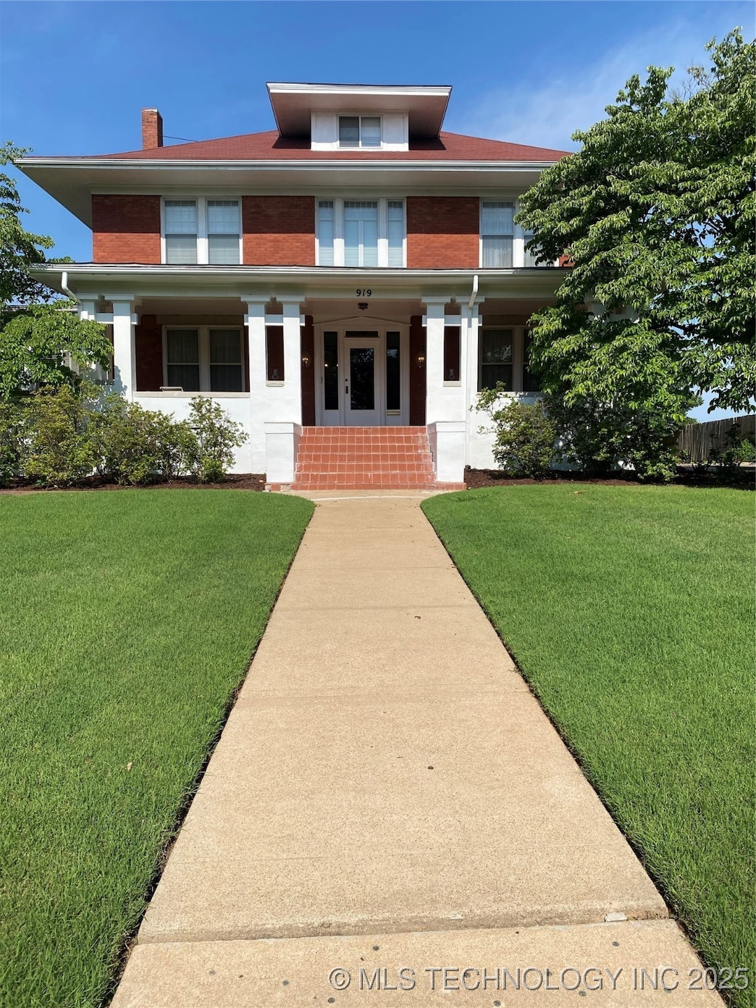 919 Nelson Dr, Muskogee, OK 74401 - photo 1