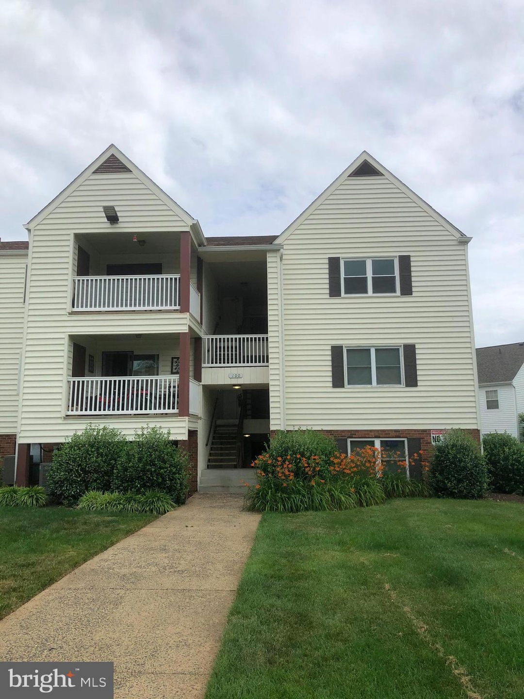 100 Chesterfield Ln unit 303, Stafford, VA 22556 - photo 1