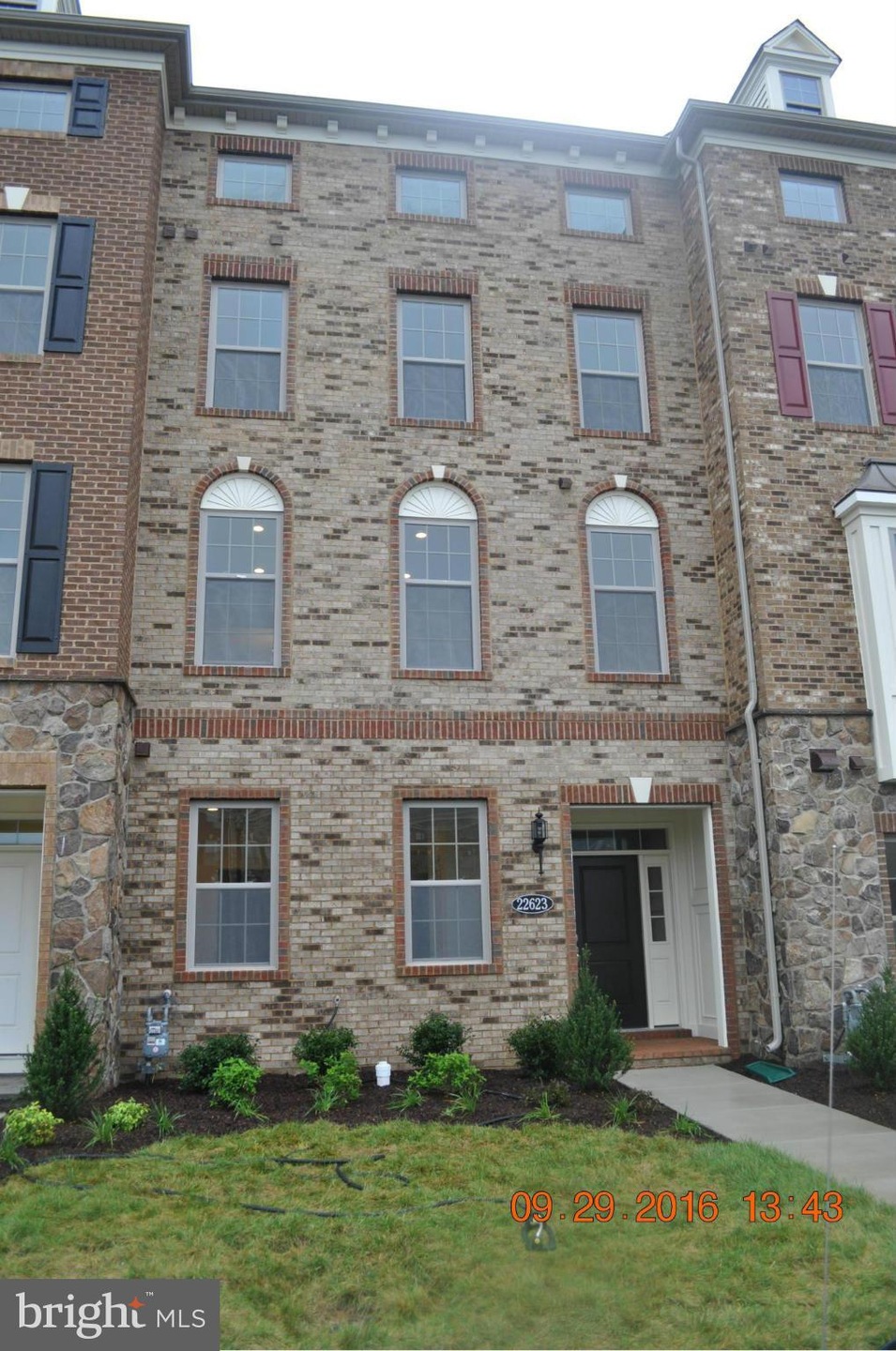 22623 Naugatuck Square, Ashburn, VA 20148 - photo 1