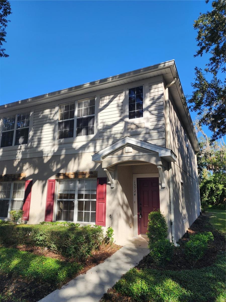 15924 Fishhawk Creek Ln, Lithia, FL 33547 - photo 1