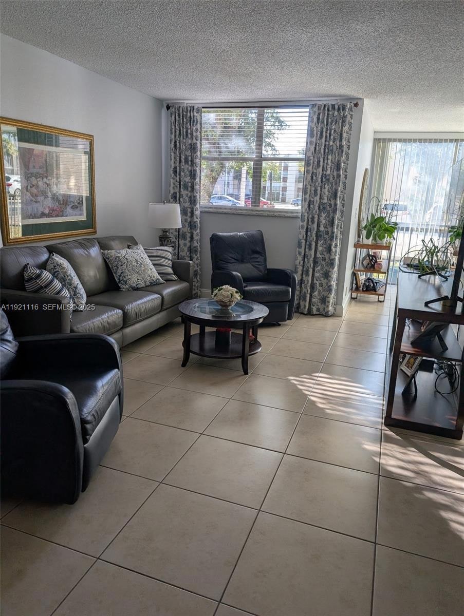 9401 SW 4th St unit 110, Miami, FL 33174 - photo 1