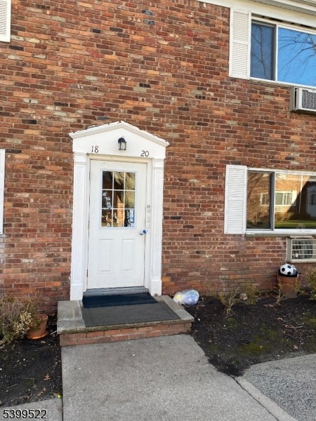 180 Littleton Rd unit 20, Parsippany, NJ 07054 - photo 1