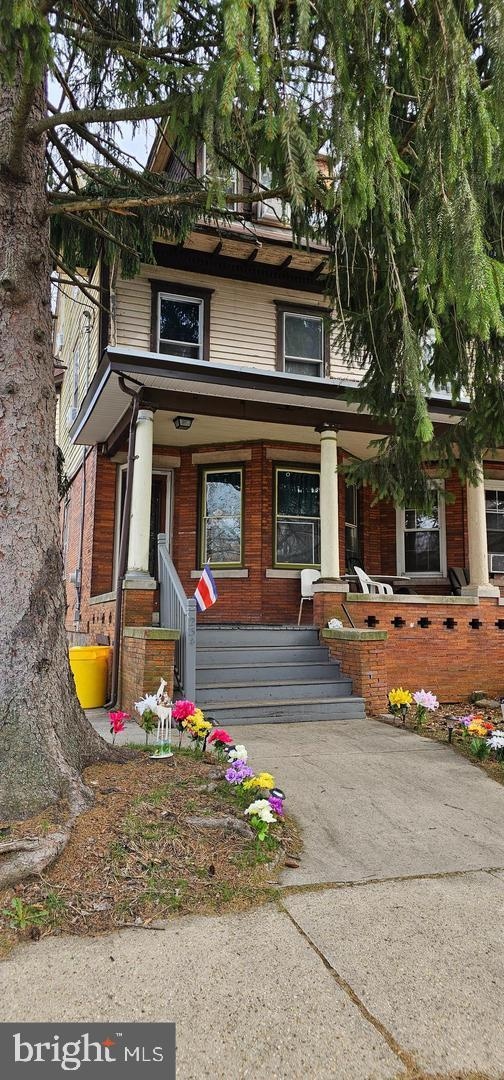 Under Contract $245,000