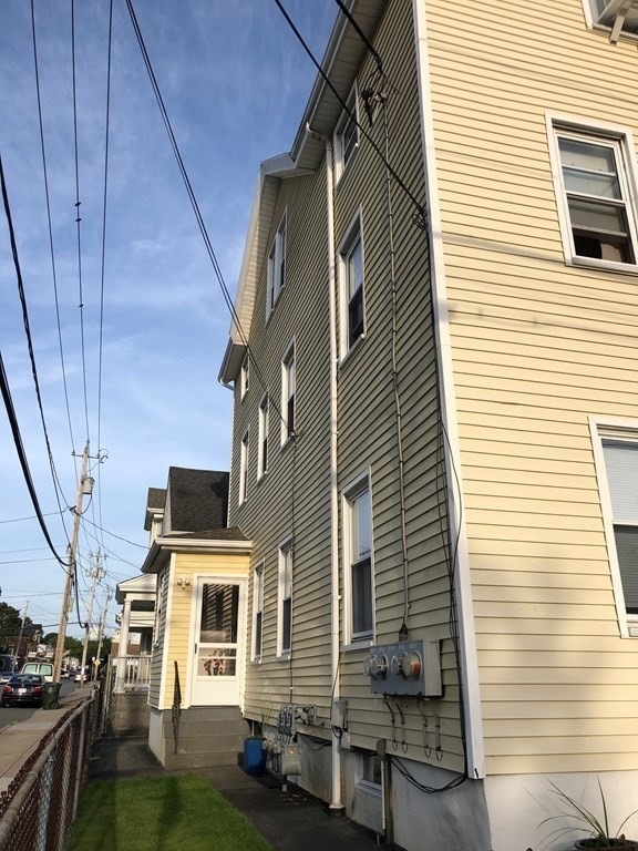 183 Peckham St unit 1, Fall River, MA 02724 - photo 1