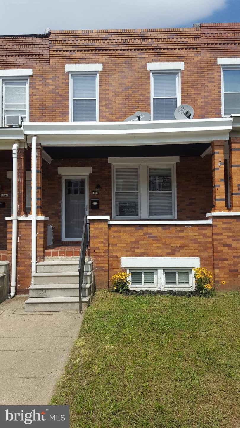 3306 Lawnview Ave, Baltimore, MD 21213 - photo 1