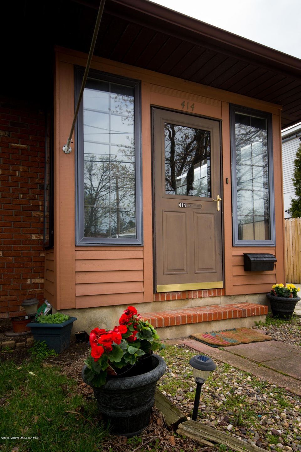03 Front Outside