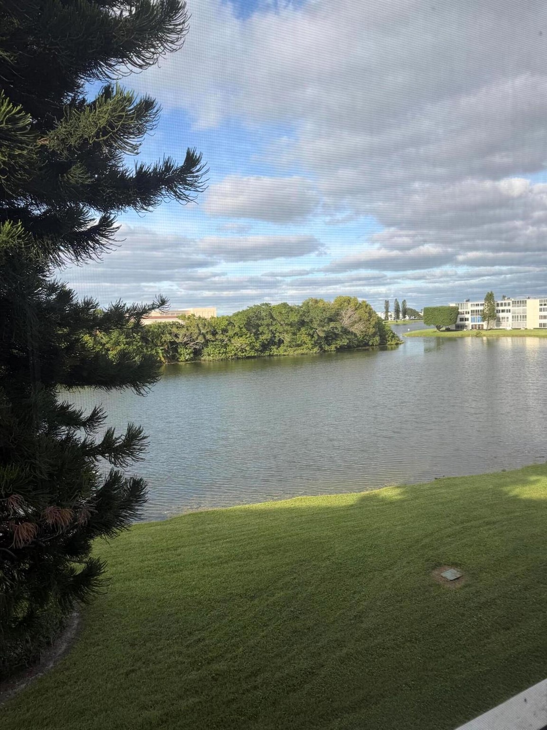 For Rent $1,400/month