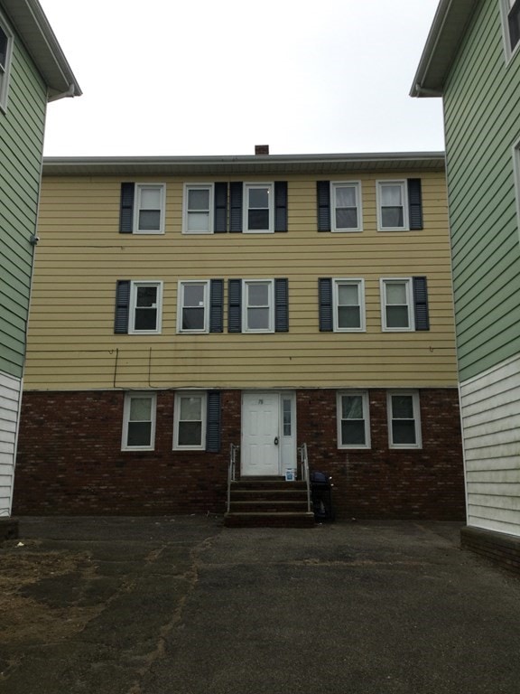 78 Boutwell St unit 3N, Fall River, MA 02723 - photo 1