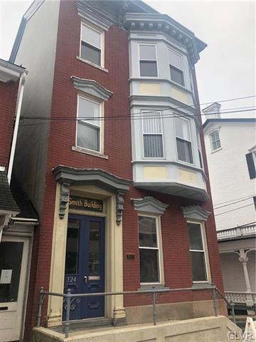 524 W Walnut St unit 1, Allentown, PA 18101 - photo 1