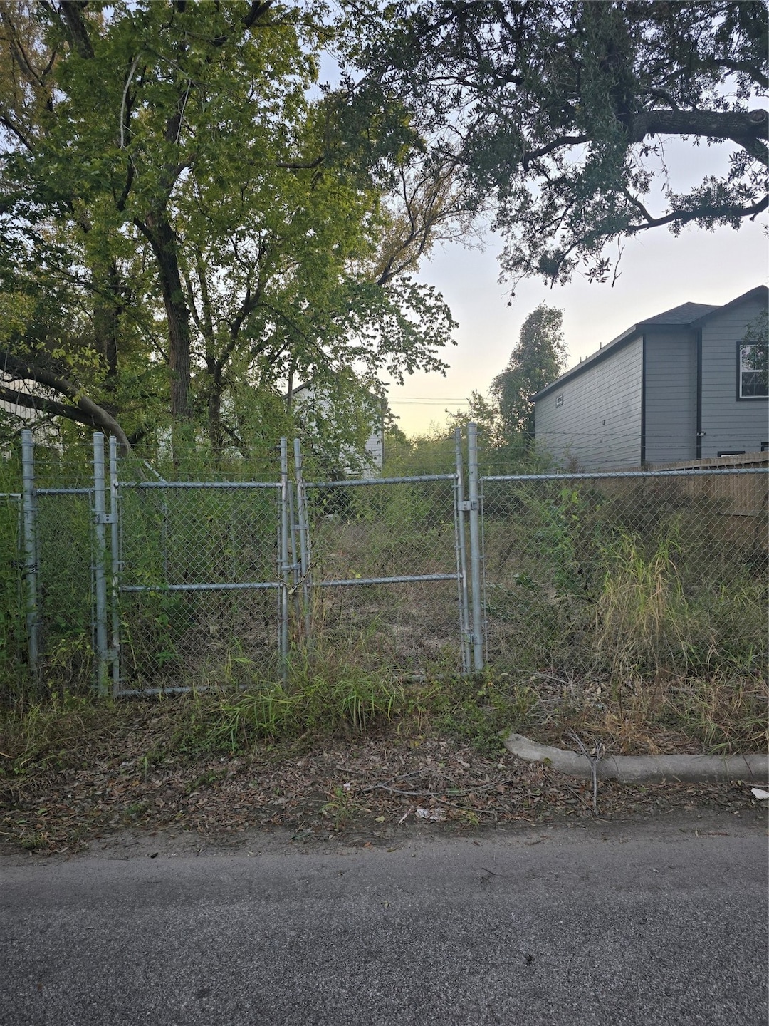 3412 Bremond St, Houston, TX 77004 - photo 1