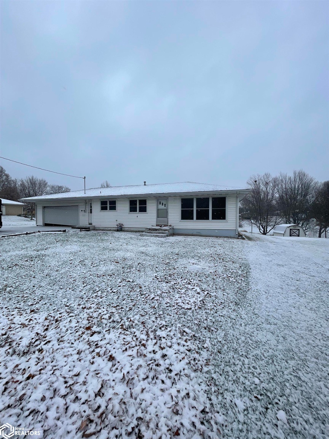 203 S Brooks St, Wayland, IA 52654 - photo 1