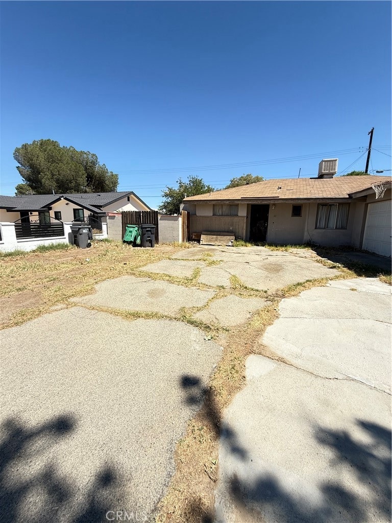 45336 Burgess Way, Lancaster, CA 93535 - photo 1