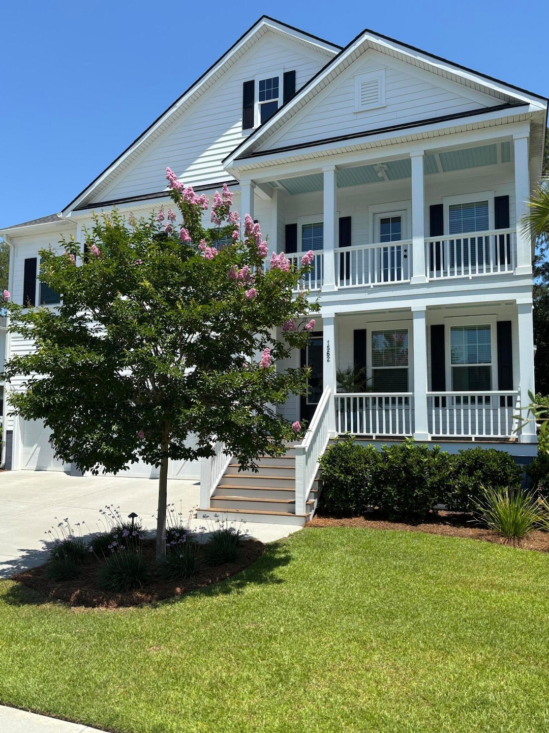 Stunning curb appeal