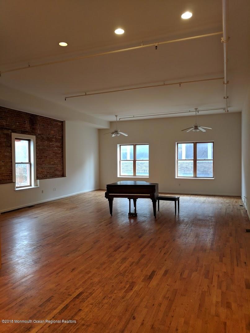 162 Main St unit 4, Asbury Park, NJ 07712 - photo 1