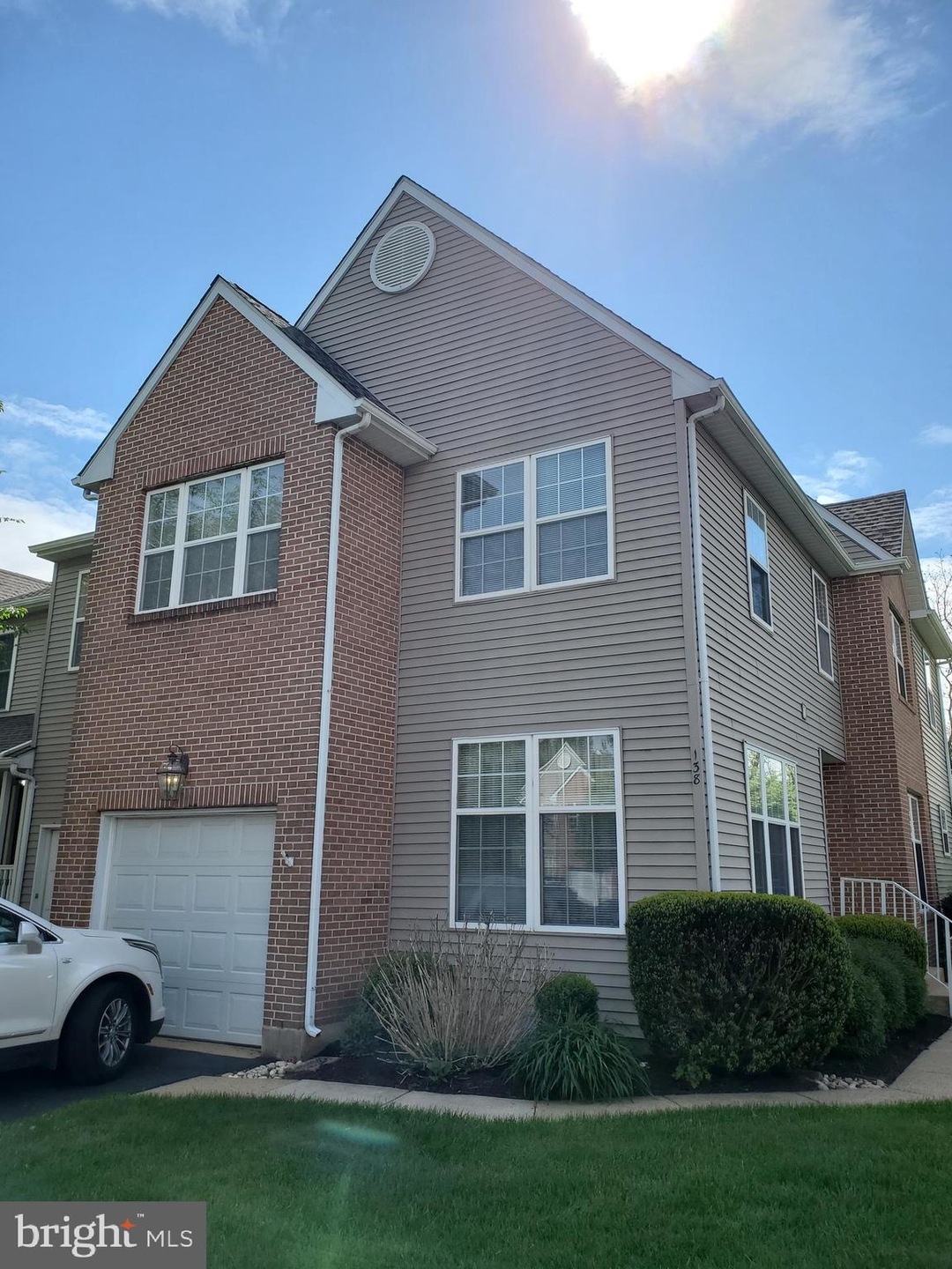 Sold $406,000 • Co-Listing Agent