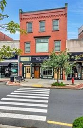 385 Main St unit 4, Woburn, MA 01801 - photo 1