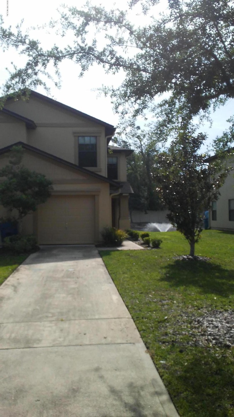 10705 Academy Park Dr, Jacksonville, FL 32218 - photo 1