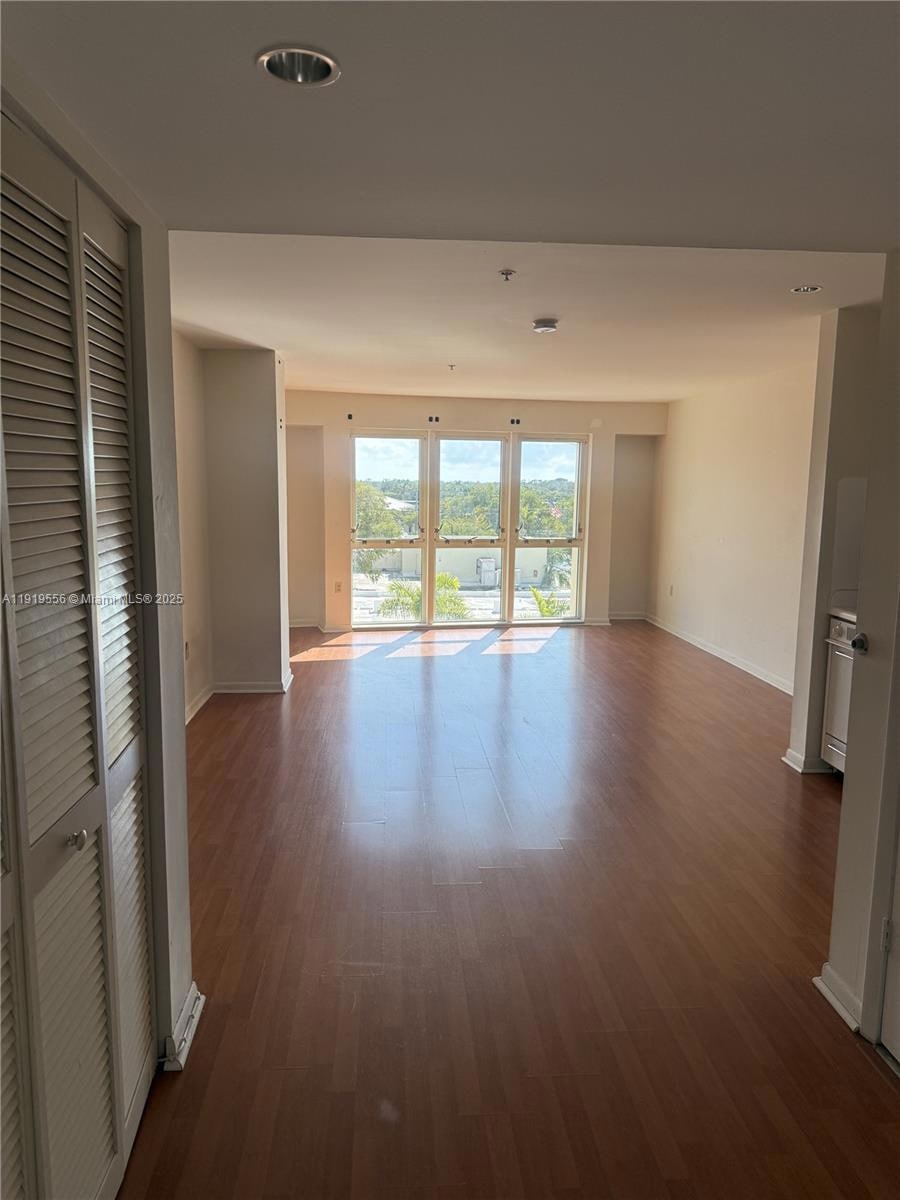 5703 SW 72nd St unit 5777, South Miami, FL 33143 - photo 1