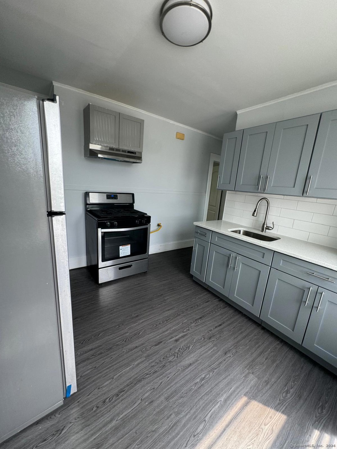 223 Spring St unit 2, Bridgeport, CT 06608 - photo 1