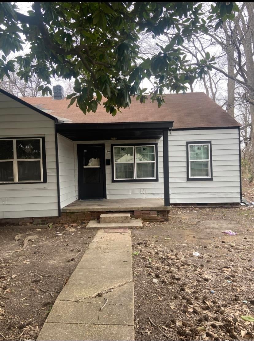 For Rent $1,200/month