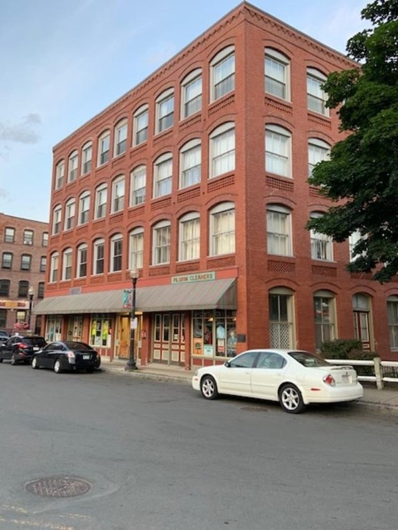 80 Wingate St unit 2B, Haverhill, MA 01832 - photo 1