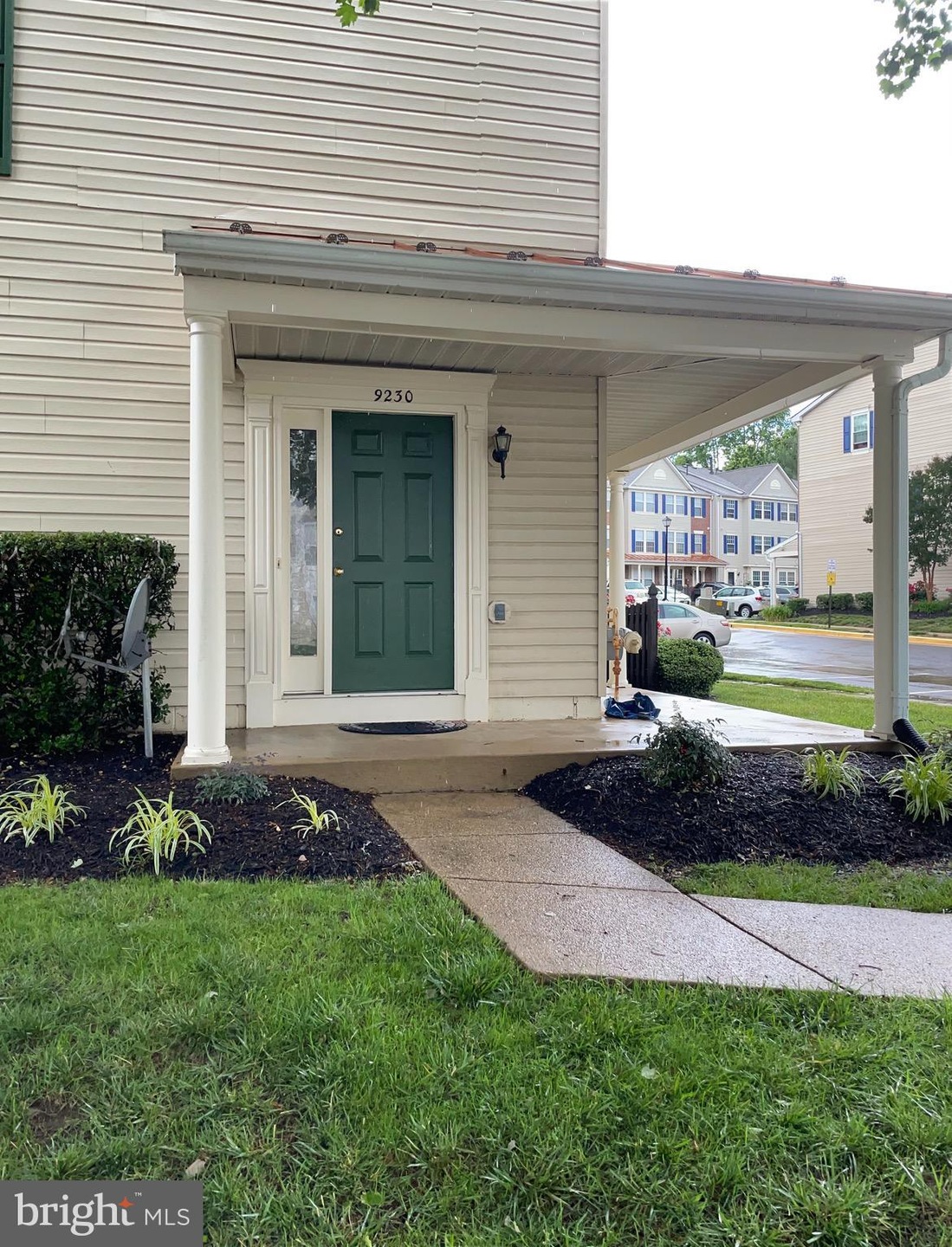 9230 Deer Crossing unit 35, Lorton, VA 22079 - photo 1