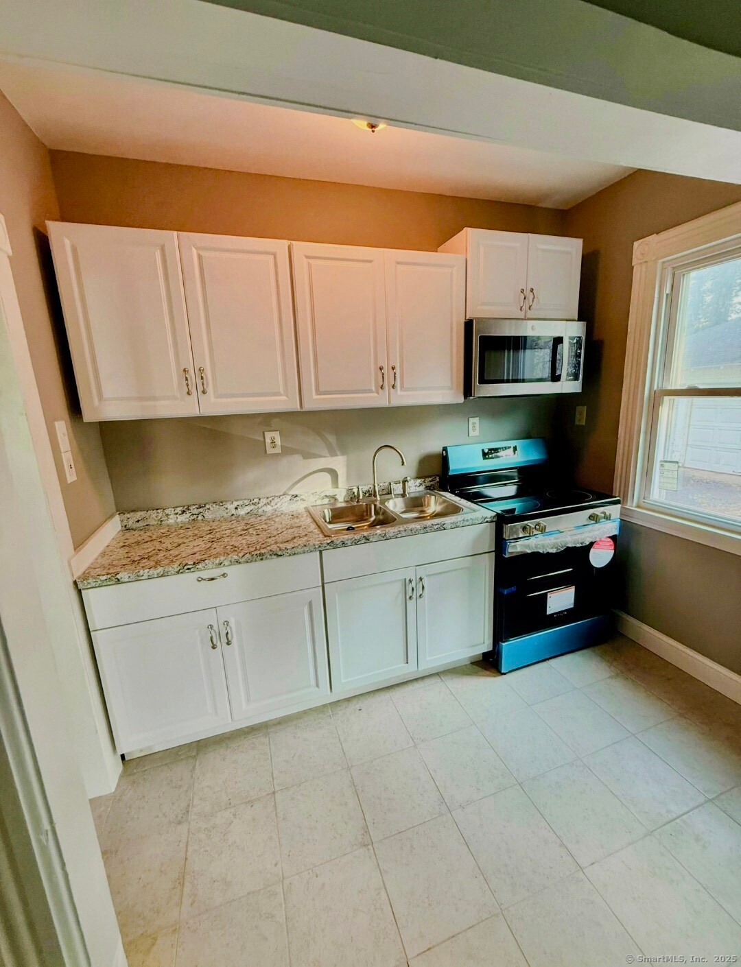 For Rent $1,900/month