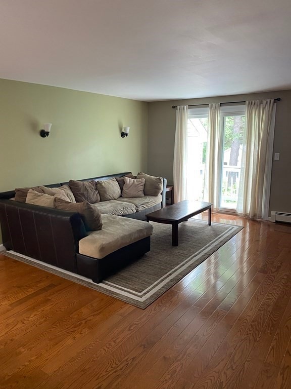 165 Chestnut St unit 7, Foxboro, MA 02035 - photo 1