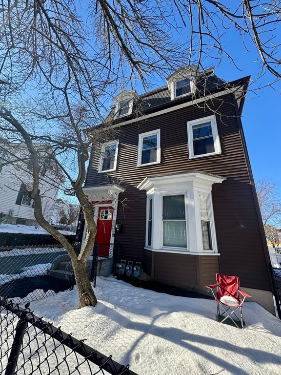 11 Greenville St unit 2, Somerville, MA 02143 - photo 1