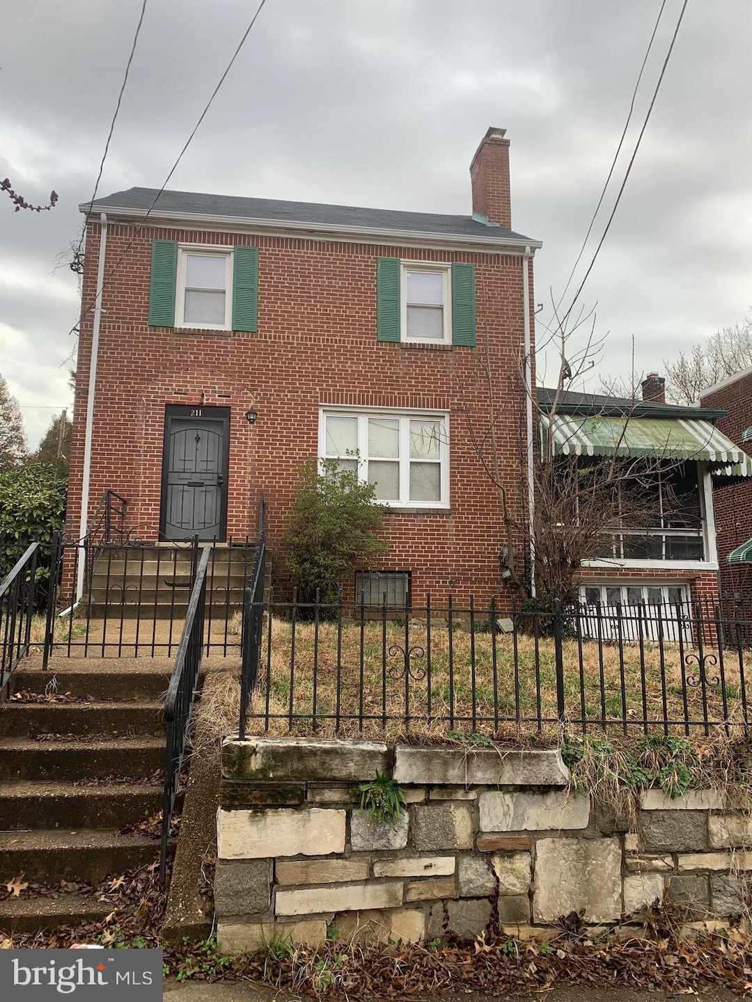 211 44th St NE, Washington, DC 20019 - photo 1