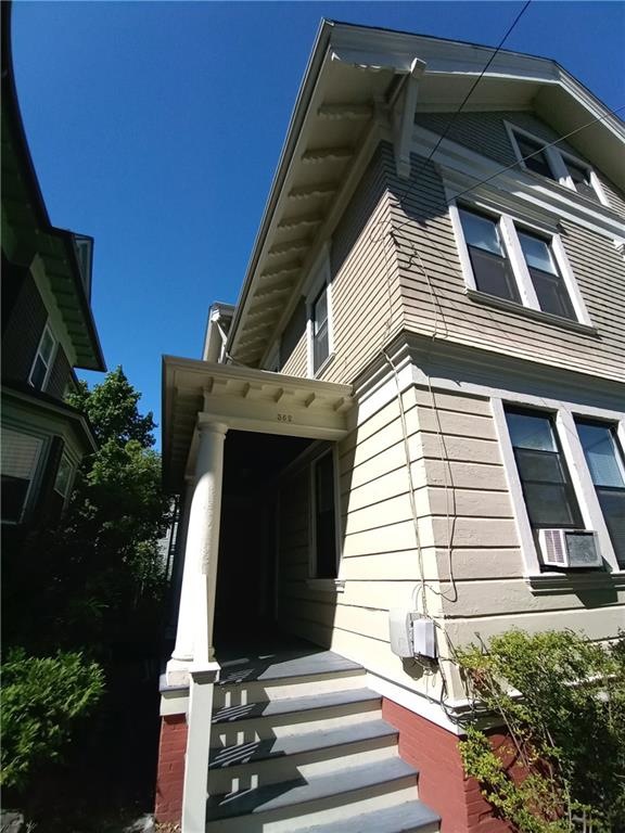 362 Lloyd Ave unit 2, Providence, RI 02906 - photo 1