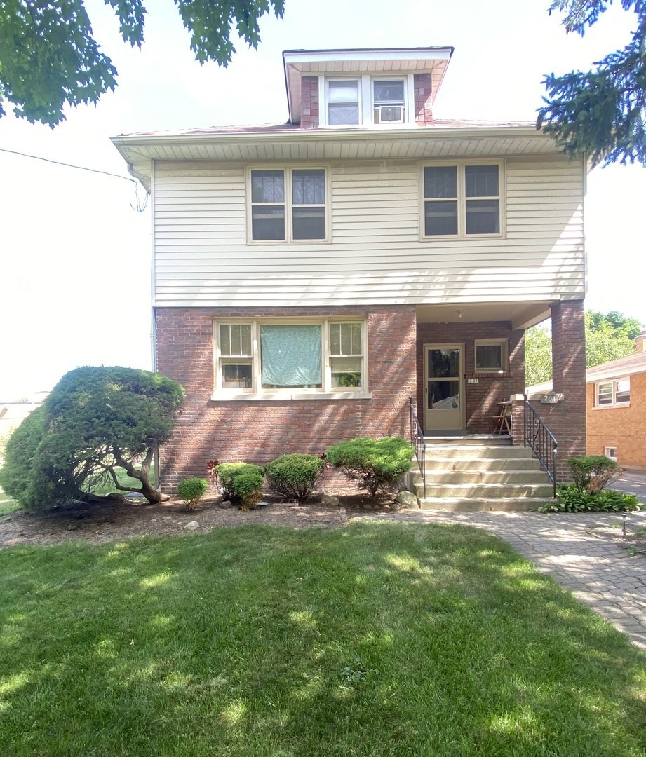 201 E Fremont Ave unit 2, Elmhurst, IL 60126 - photo 1