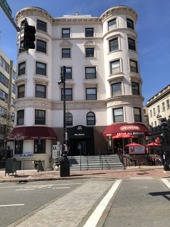 636 Beacon St unit 402, Boston, MA 02215 - photo 1
